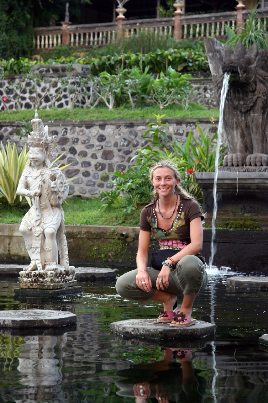 Raja's water palace, Bali Tirtagangga Indonesia 8.jpg - Indonesia Bali Tirtagangga. Raja's water palace